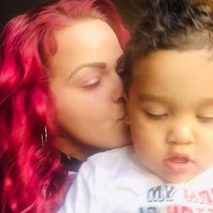 Meet your Posher, Kendra